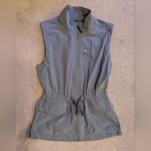 Ultimate Terrain Women's Hiking Cargo Vest Light To Mid Weight Gray Small